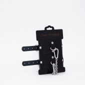 Черные кожаные оковы с хромированной фурнитурой - Crazy Handmade - купить с доставкой в Рязани