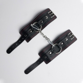 Черные кожаные наручники с красной строчкой - Crazy Handmade - купить с доставкой в Рязани