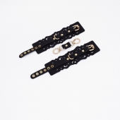 Черные кожаные наручники с узорами и золотистой фурнитурой - Crazy Handmade - купить с доставкой в Рязани