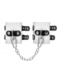 Бело-черные наручники с двумя ремешками и люверсами - Pecado - купить с доставкой в Рязани