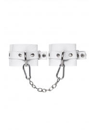 Белые мягкие кожаные наручники с люверсами - Pecado - купить с доставкой в Рязани