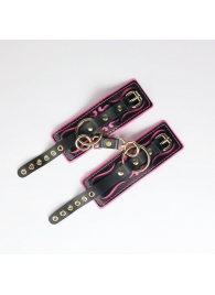 Черные кожаные наручники с розовой строчкой - Crazy Handmade - купить с доставкой в Рязани