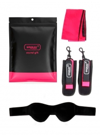 Черно-розовый эротический набор: маска, наручники и повязка - Erokay - купить с доставкой в Рязани