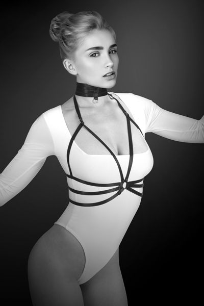 Черная упряжь на грудь Julia - Bijoux Pour Toi - купить с доставкой в Рязани