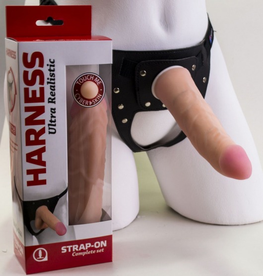 Страпон Харнесс из двух предметов: трусики с плугом и насадка-фаллос - 18 см. - LOVETOY (А-Полимер) - купить с доставкой в Рязани