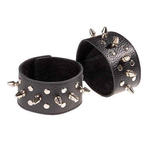 Чёрные напульсники с шипами и заклепками - Sitabella - купить с доставкой в Рязани