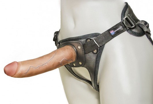 Насадка-фаллоимитатор на кожаных трусиках Harness Ultra Realistic 7  - 18 см. - LOVETOY (А-Полимер) - купить с доставкой в Рязани